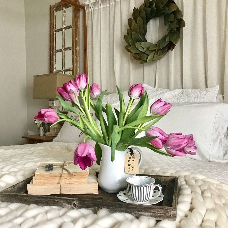 Fresh Flowers add easy elegance to spring decor