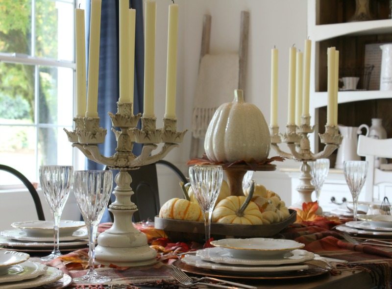 glamorous thanksgiving table