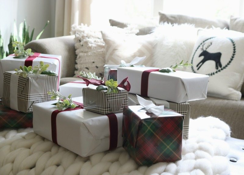 Easy Christmas Presents for decor under your tree