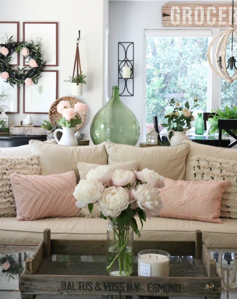 pink decor ideas for your living area