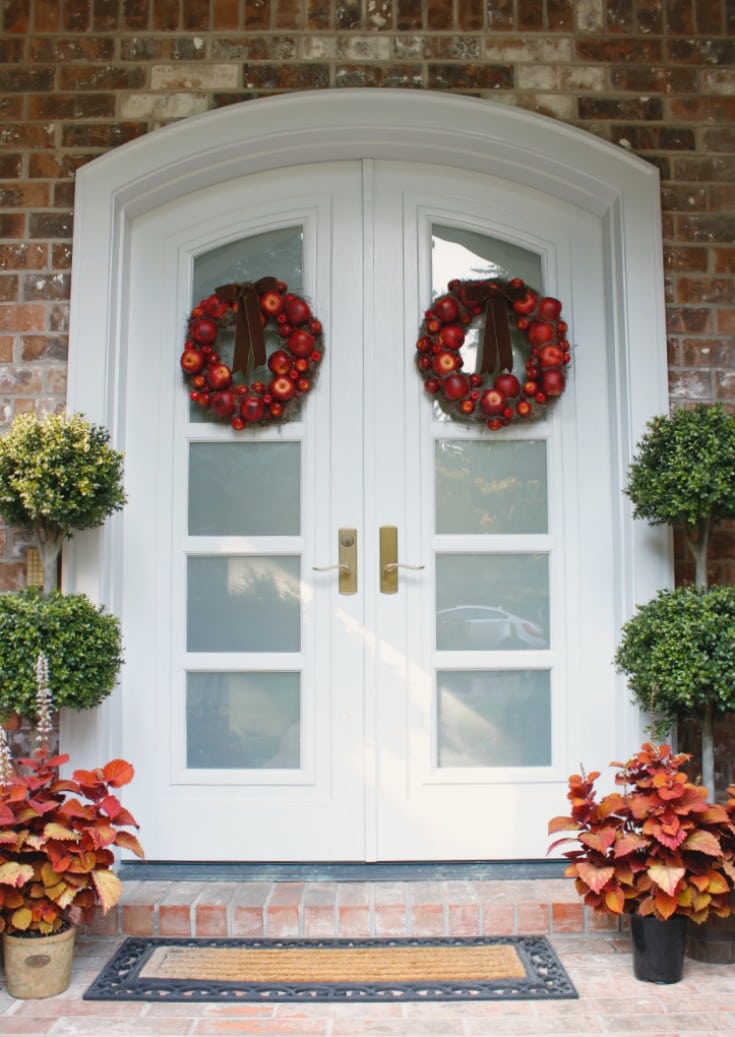 fall wreaths front doors with reds and greens