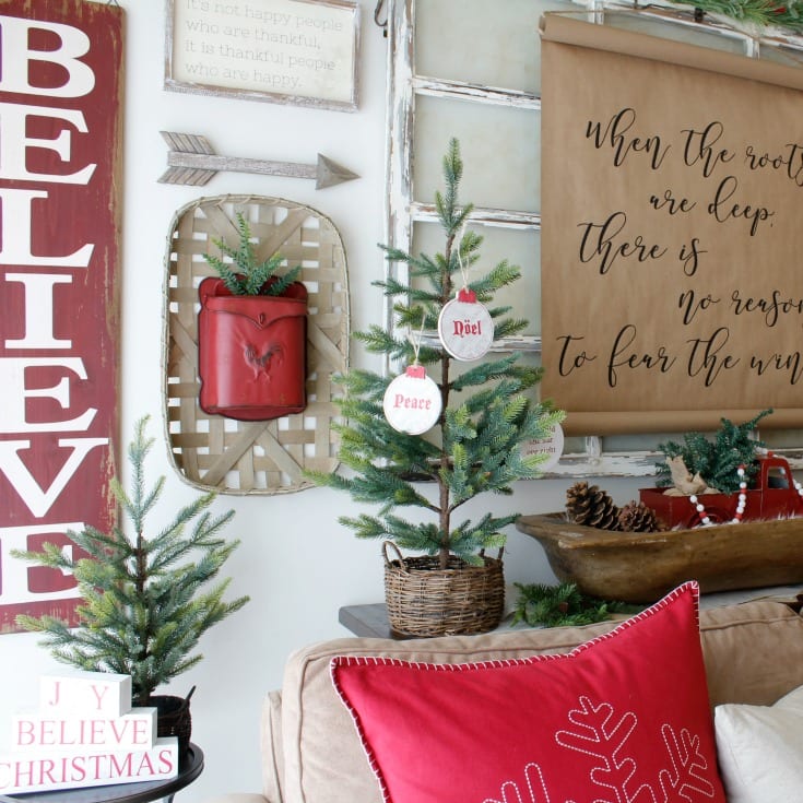 rustic red Christmas decorating farmhousestyle
