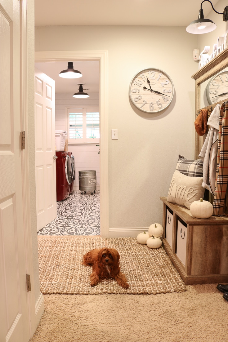 Your entryway problems solved with budget decor and furniture