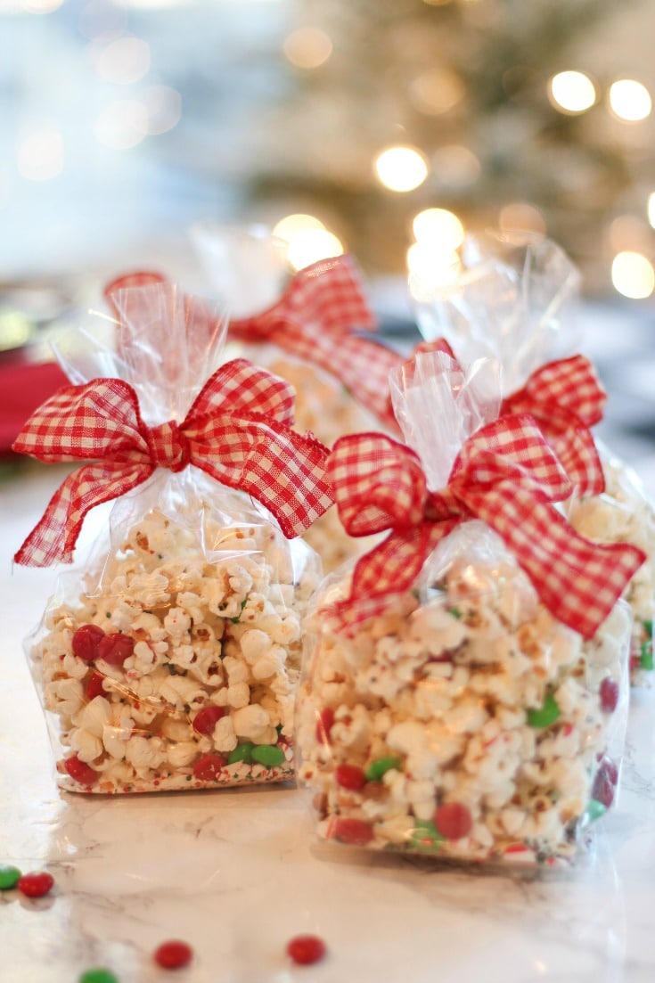 create delicious, homemade popcorn for friends and family with this festive peppermint popcorn recipe