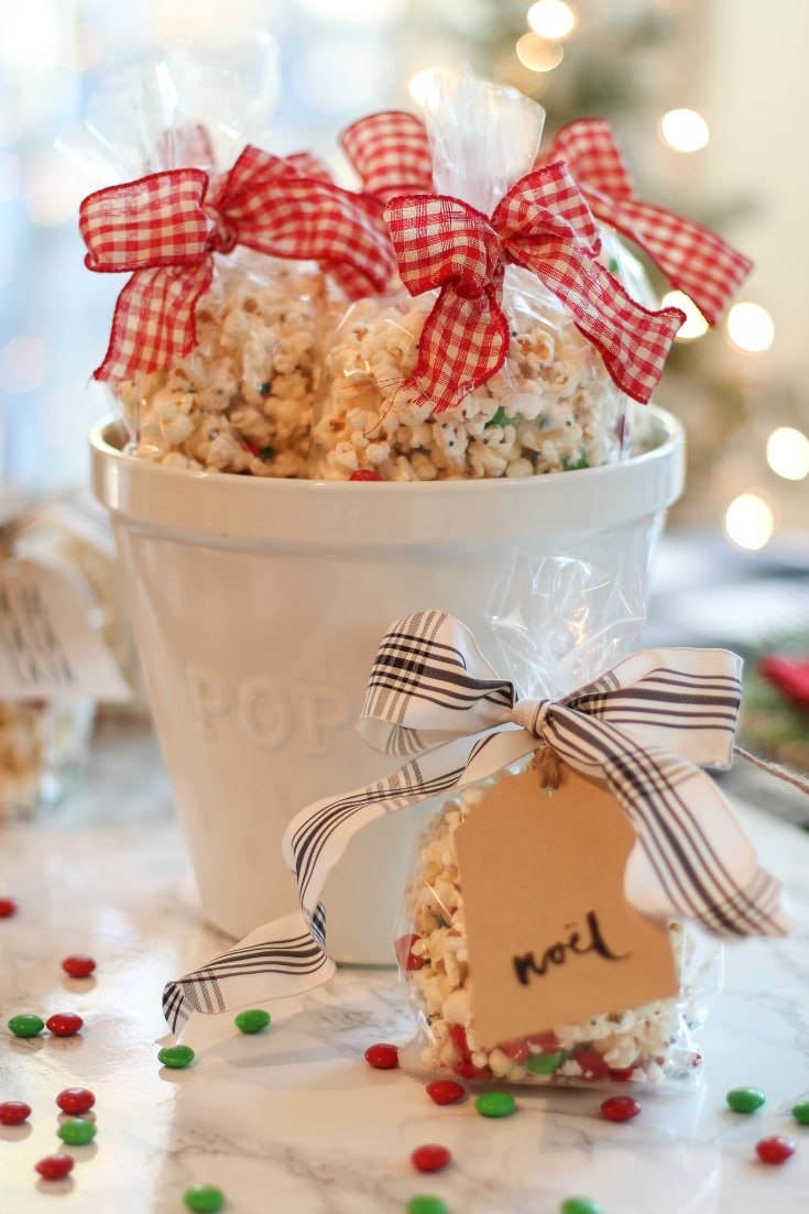 your holiday gift basket isn't complete without this delicious popcorn recipe