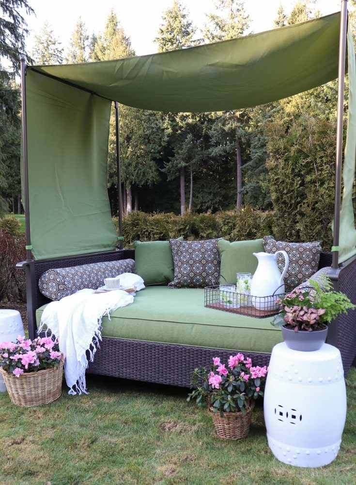 outdoordaybed is the perfect way to refresh any outdoor space