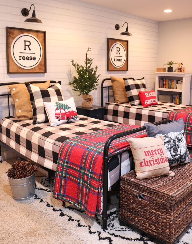 holiday kids bedroom with buffalo check bedding and blankets