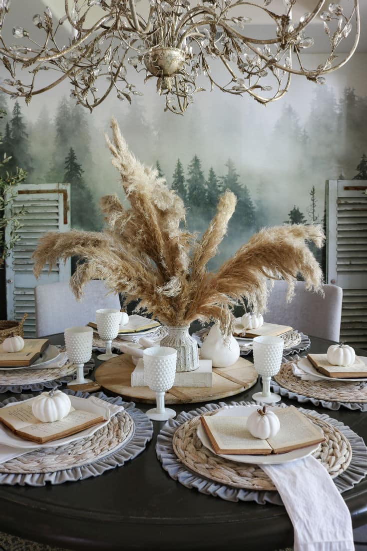 Fluffy neutral pampas grass isn't just for boho decor anymore