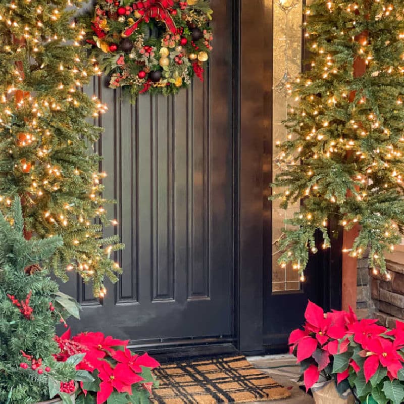 Front Porch Decor: How to Quickly Decorate a More Festive Christmas Porch