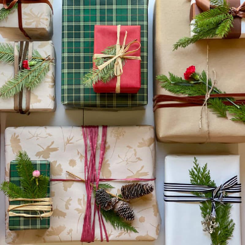 gift wrapping ideas for your Christmas gift giving season