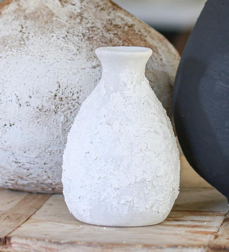 use spackling to create texture on vases