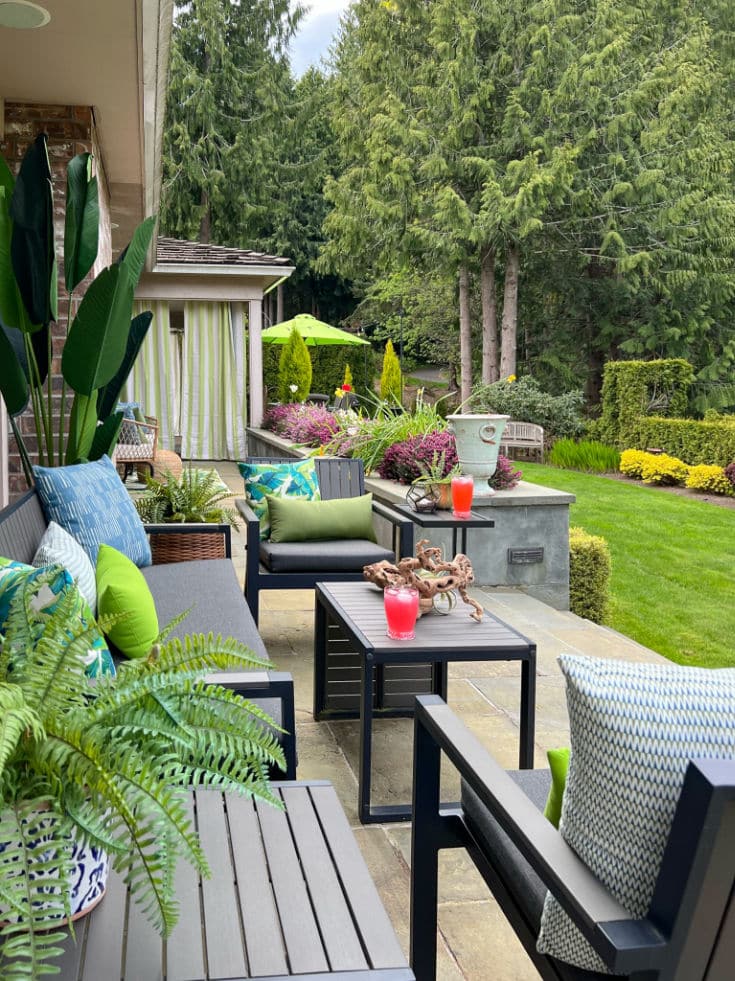 The new backyard oasis get just the perfect updates for a fresh new budget makeover